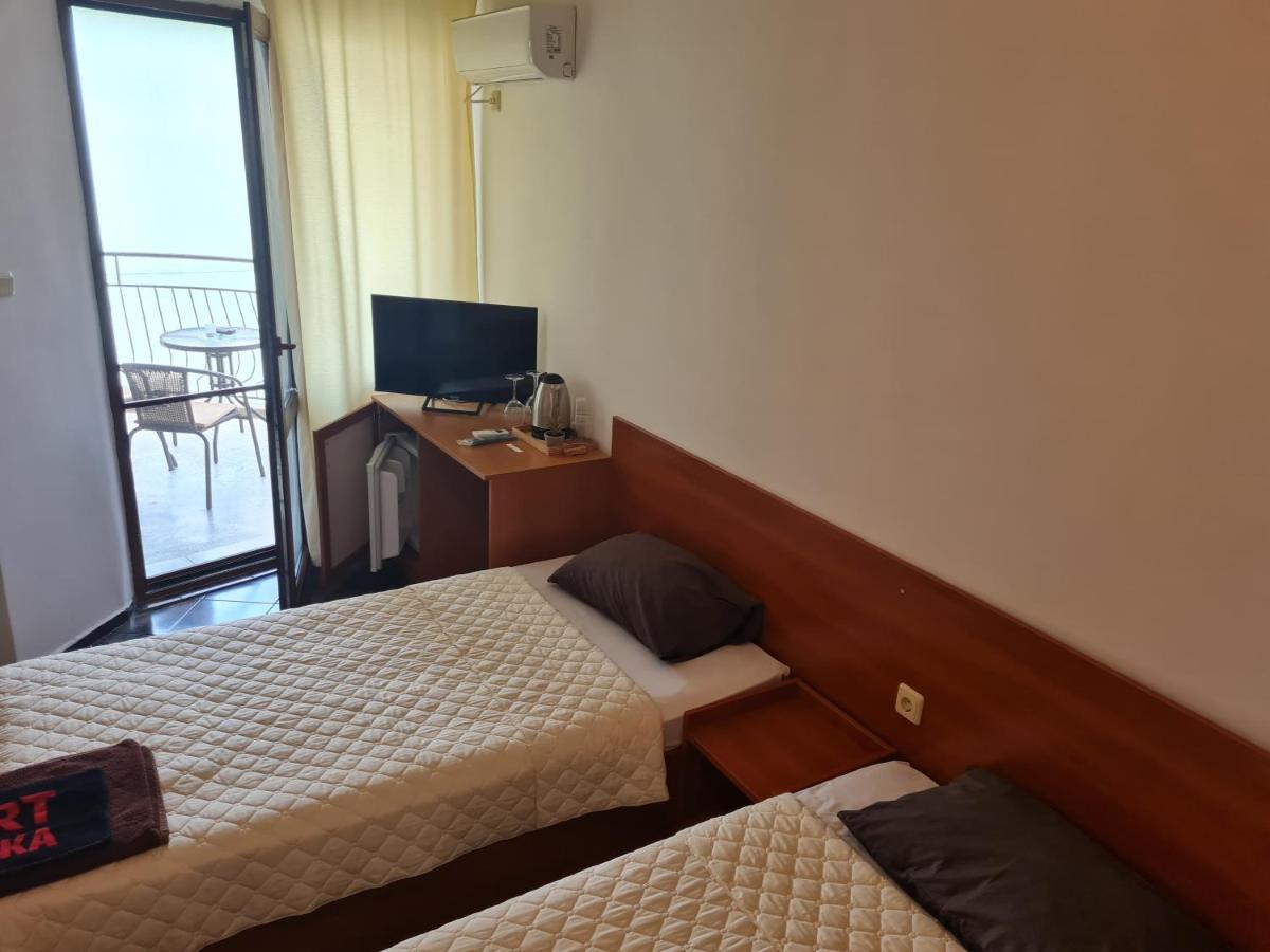 Алми Almi Otel Sveti Vlas Dış mekan fotoğraf