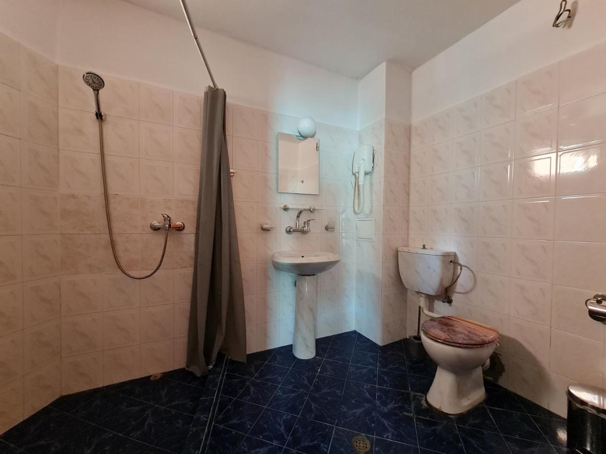 Алми Almi Otel Sveti Vlas Dış mekan fotoğraf