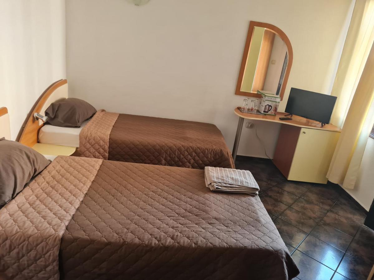 Алми Almi Otel Sveti Vlas Dış mekan fotoğraf